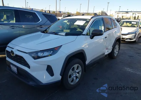 2021 Toyota Rav4 Le z USA, uszkodzony, nr VIN 2T3H1RFV5MC164905